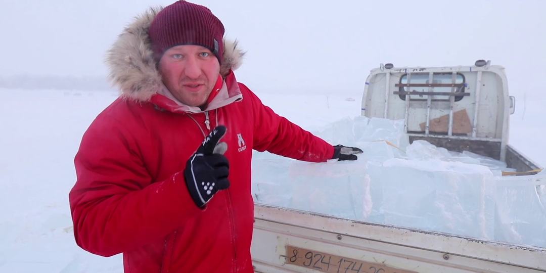 Ледяной промысел: как добывают в Якутии лед вместо воды