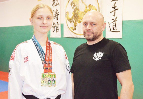 На снимке: Елизавета и Максим Дмитричевы. Фото из личного архива Дмитричевых.  📷
