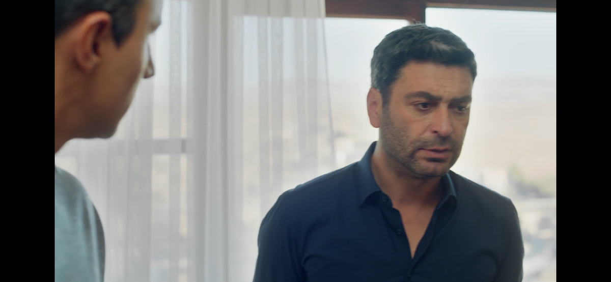 Стоп кадр из сериала «Далёкий город»