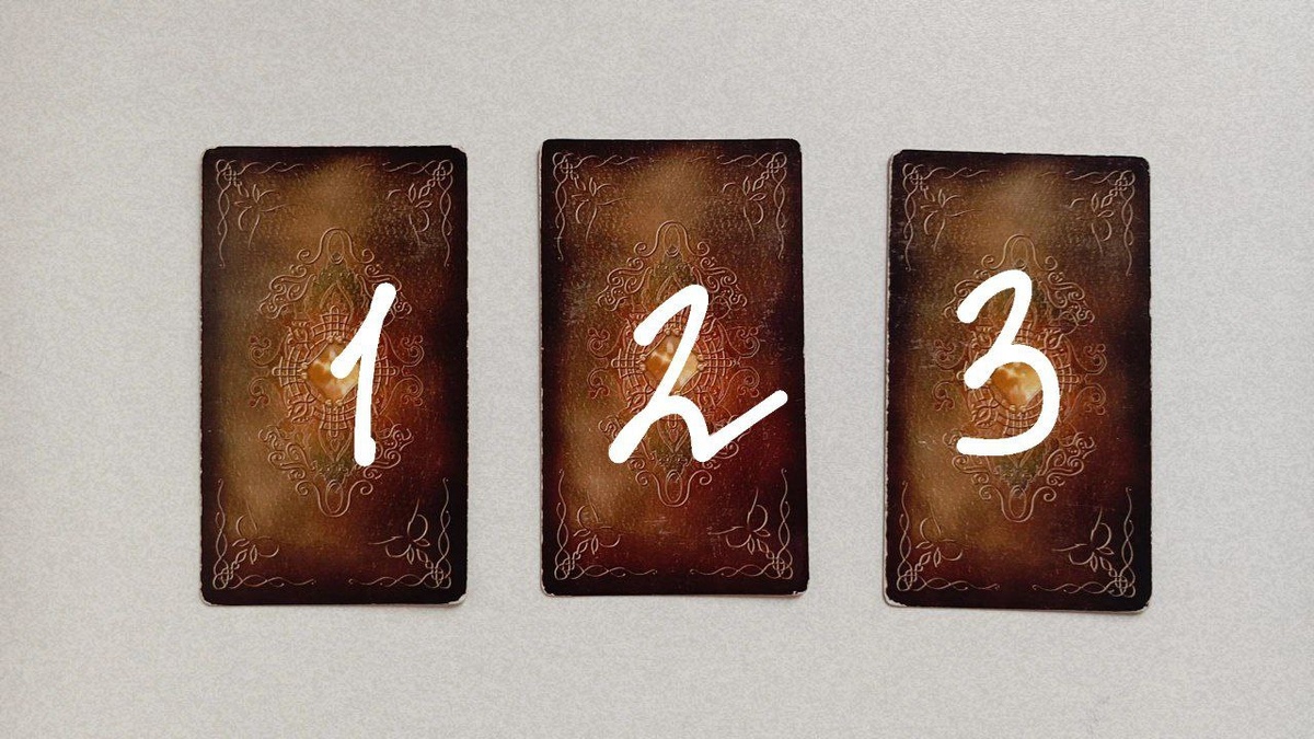 ❓Чем я могу вам помочь❓Моё имя Алия, я занимаюсь таро терапией, работаю со страхами, фобиями, тенью, через подсознание и разговор с душой Я люблю работать с бессознательным и подсознанием, просматриваю людей через видение и понимание мужской и женской психологии. Помогу пережить развод, выход из тяжёлых отношений, наладить семью, встретить новую любовь. А еще я люблю тему денег и бизнеса, регулярно провожу консультации по поводу реализации себя, поиска себя, и тд увеличения дохода в разы. Помогаю выйти из застоя, понять в чем ваш путь, где вы остановились, как понять и найти себяПоддержать канал, ваша благодарность 🙏Связаться со мной 8 982 494 04 24