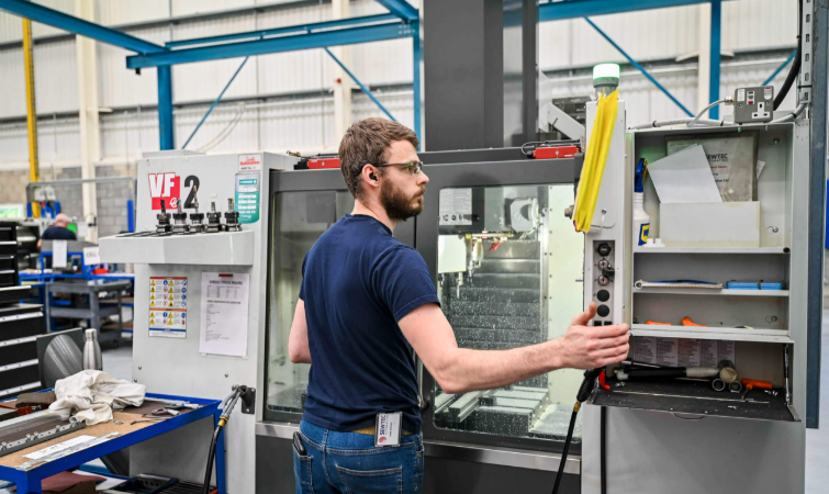 Оператор станка с ЧПУ