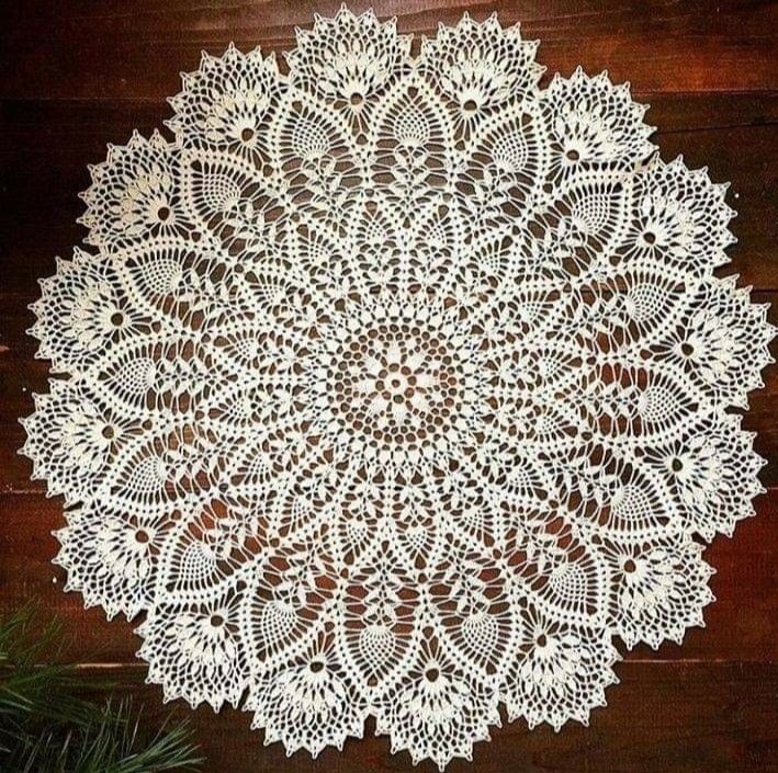 Шикарная салфетка крючком 