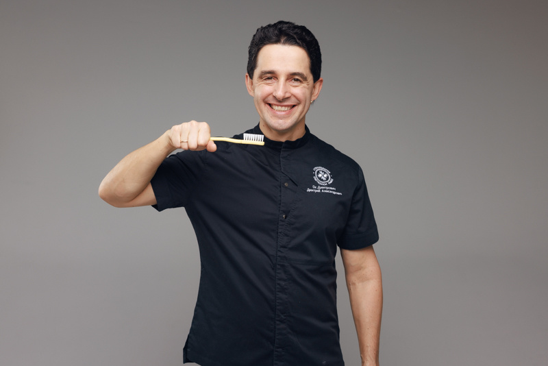 Фотография взята с сайта стоматологии Дмитрович Фэмили https://www.dmitrovich.ru/