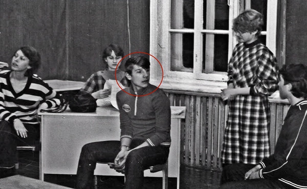 Сергей Угрюмов на репетиции в школьном театре