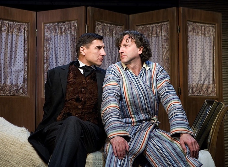 Сергей Угрюмов на сцене московского театра Олега Табакова