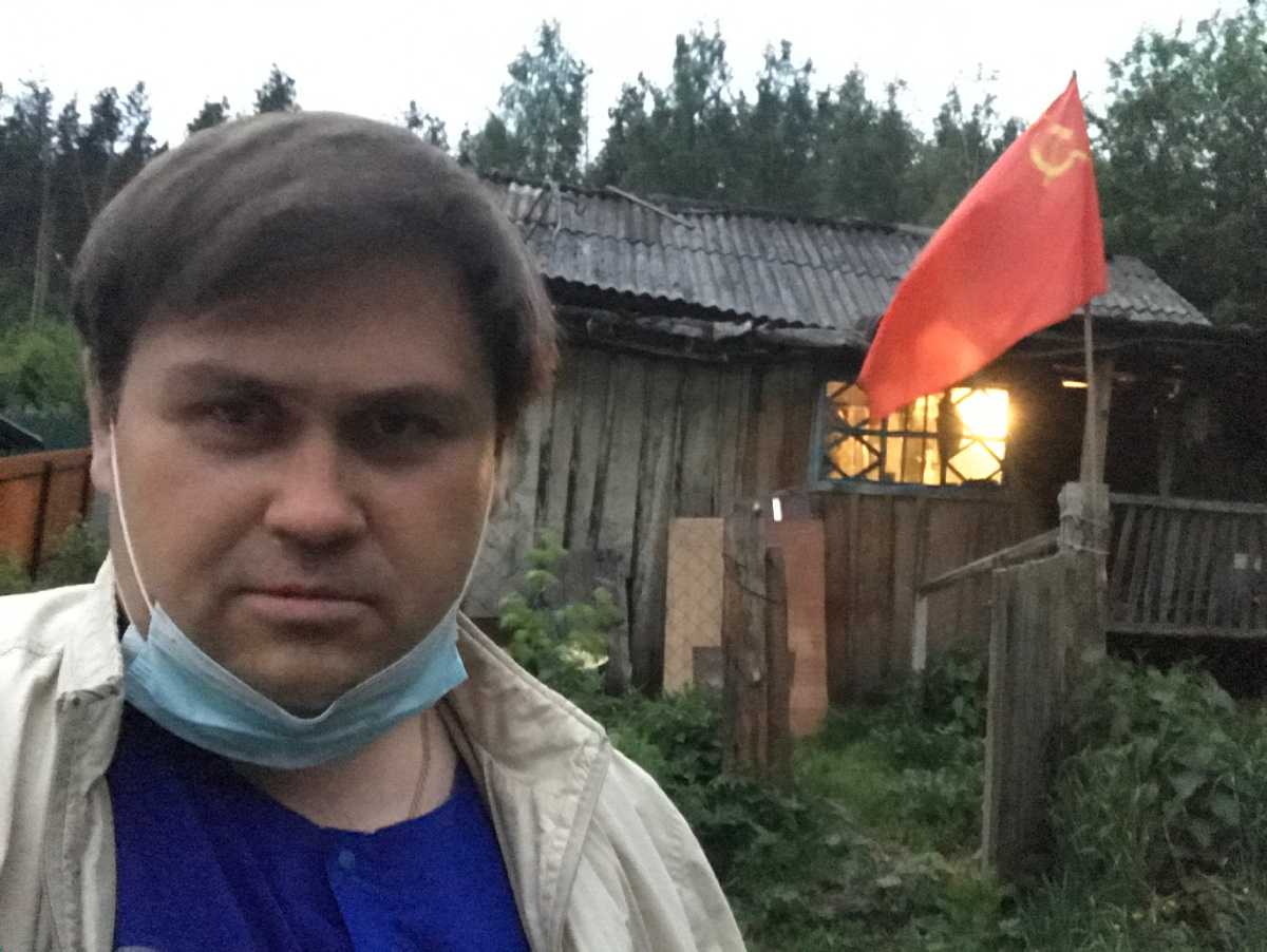 Я около похожего дома..