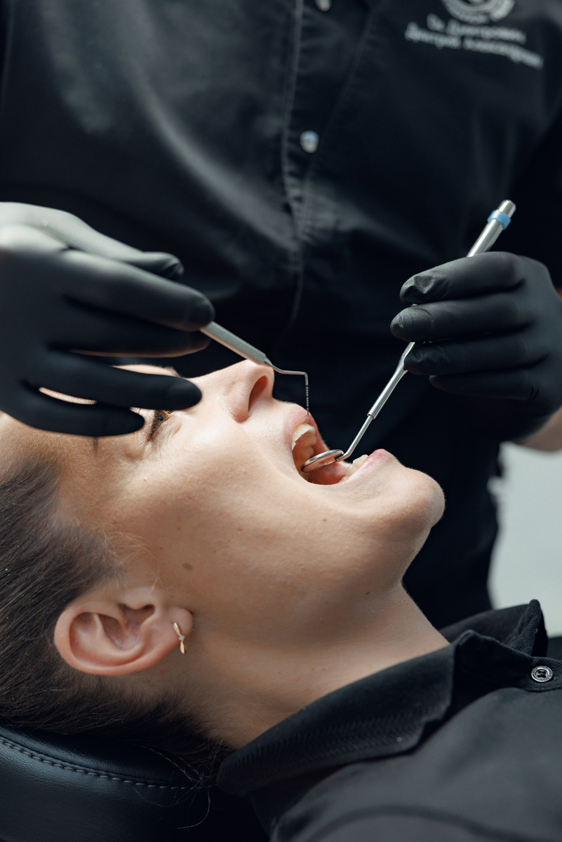 Фотография взята с сайта стоматологии Дмитрович Фэмили https://www.dmitrovich.ru/