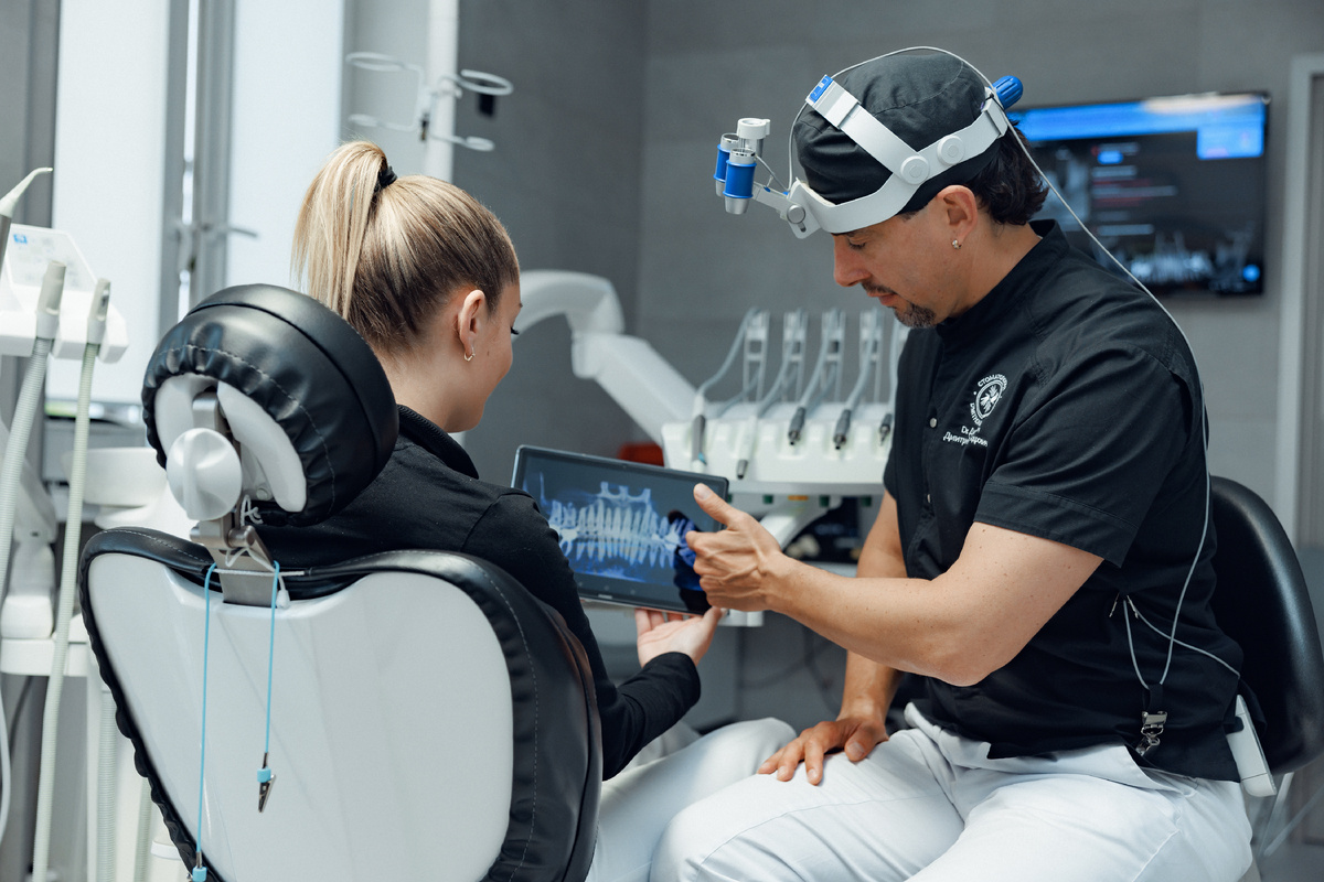 Фотография взята с сайта стоматологии Дмитрович Фэмили https://www.dmitrovich.ru/