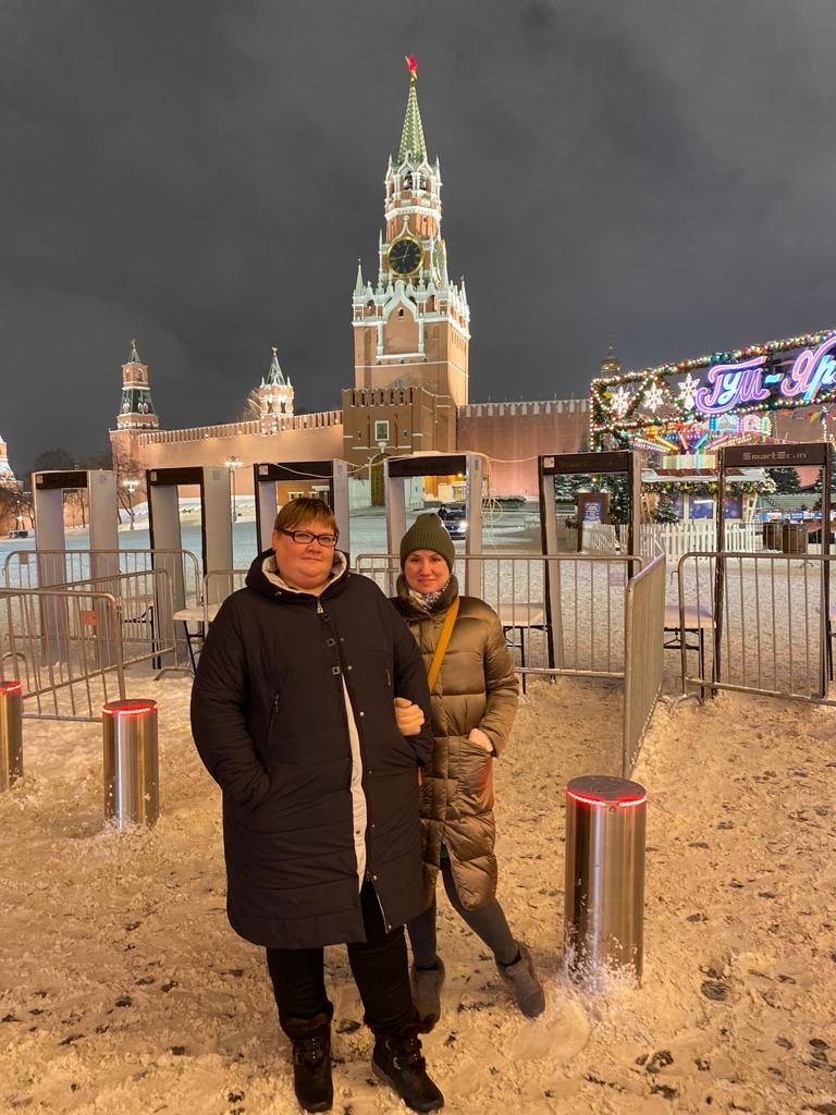 Фото автора. Мы с Татьяной на Красной площади в Москве