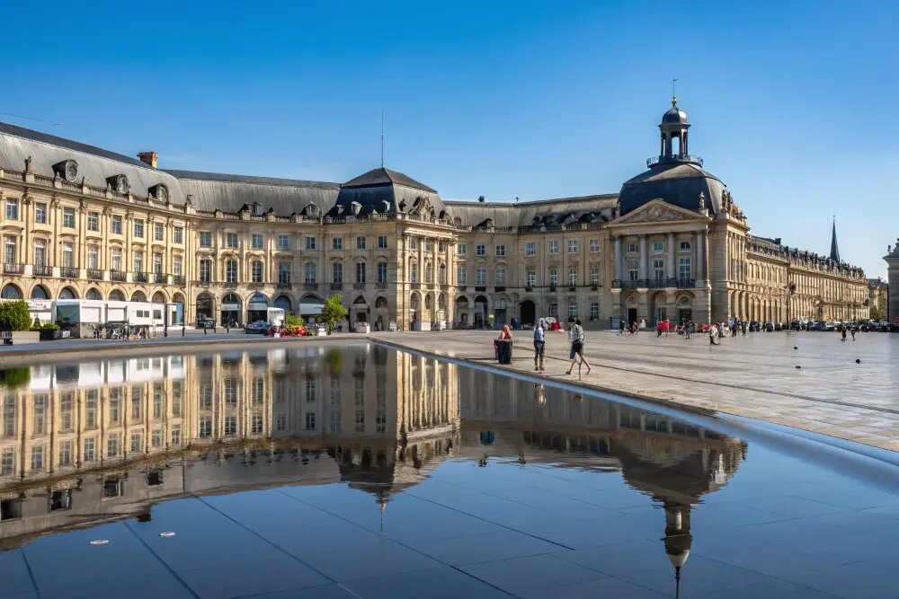 Площадь Биржи