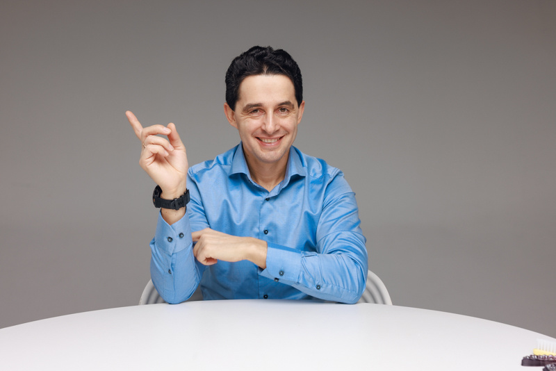 Фотография взята с сайта стоматологии Дмитрович Фэмили https://www.dmitrovich.ru/