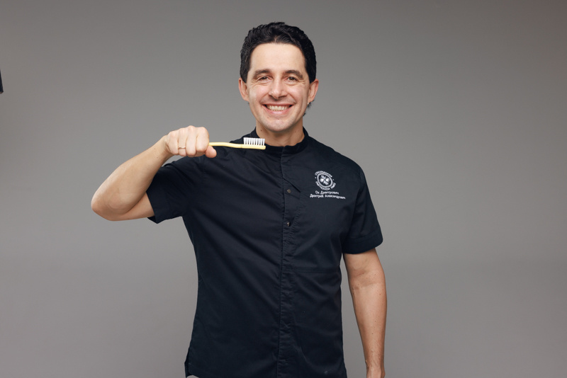 Фотография взята с сайта стоматологии Дмитрович Фэмили https://www.dmitrovich.ru/