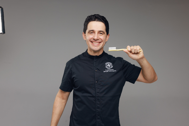 Фотография взята с сайта стоматологии Дмитрович Фэмили https://www.dmitrovich.ru/