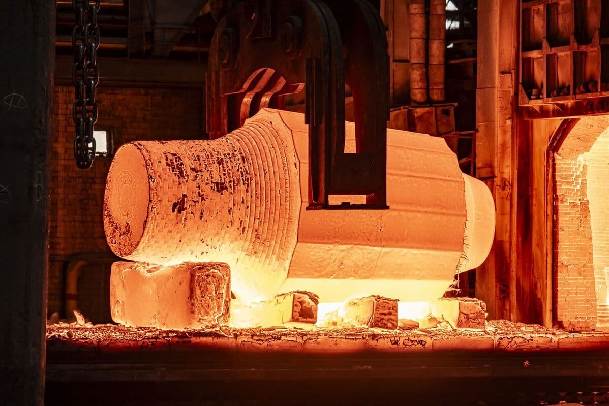   Корпус реактора шестого энергоблока АЭС «Пакш-2» в Венгрии