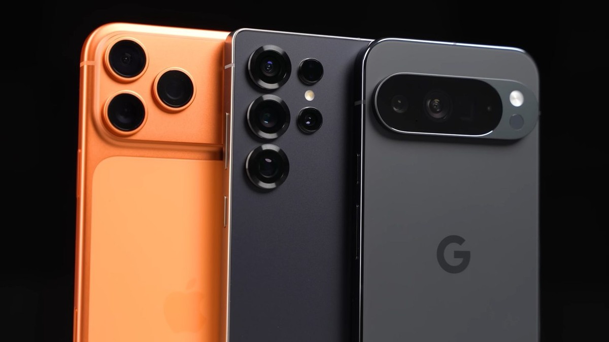 на фото Apple iPhone 17 Pro Max , Samung S25 Ultra, Google Pixel 10 Pro XL