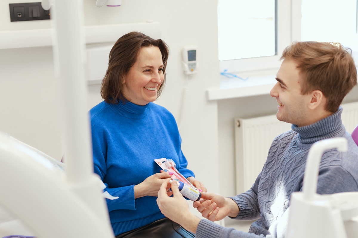 Фотография взята с сайта стоматологии Дмитрович Фэмили https://www.dmitrovich.ru/