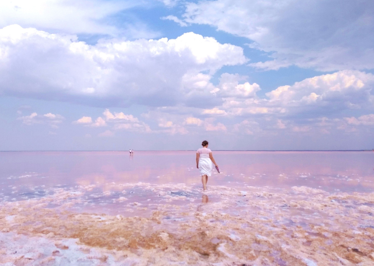 Сложно найти оризонт без людей