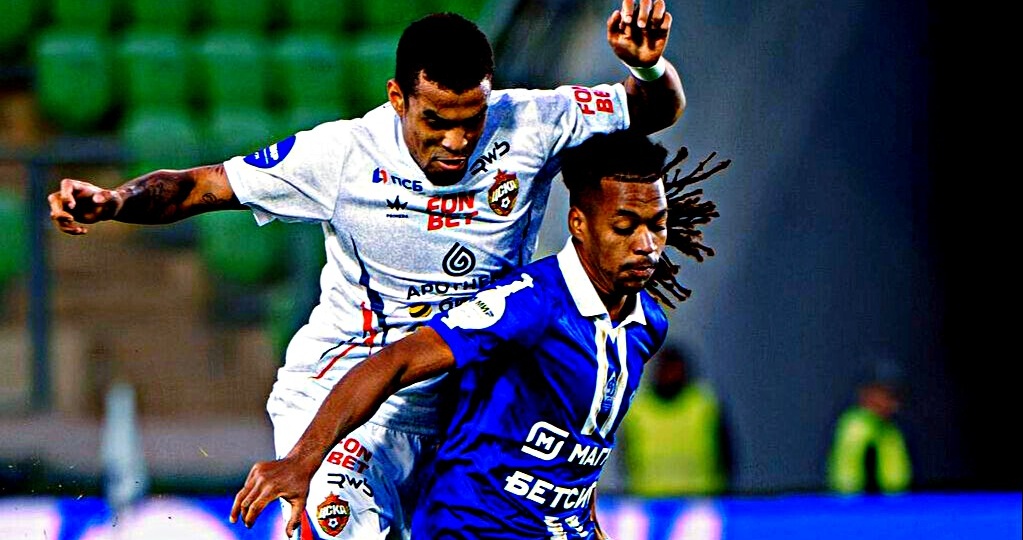 ЦСКА обыгрывает Динамо в 15-м туре РПЛ. Но армейцы забили спорный гол