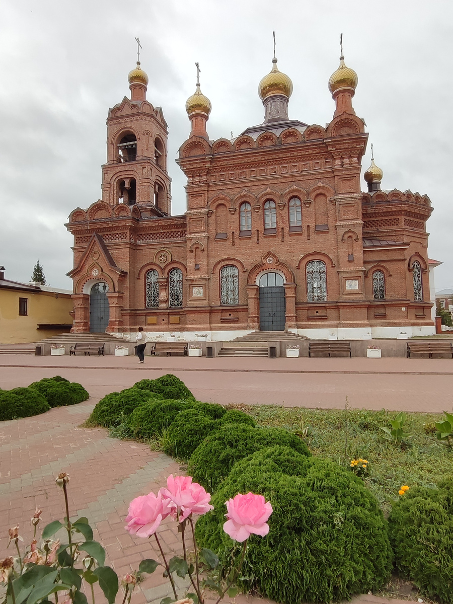 Саратовская область, город Хвалынск, улица Достоевского, 10