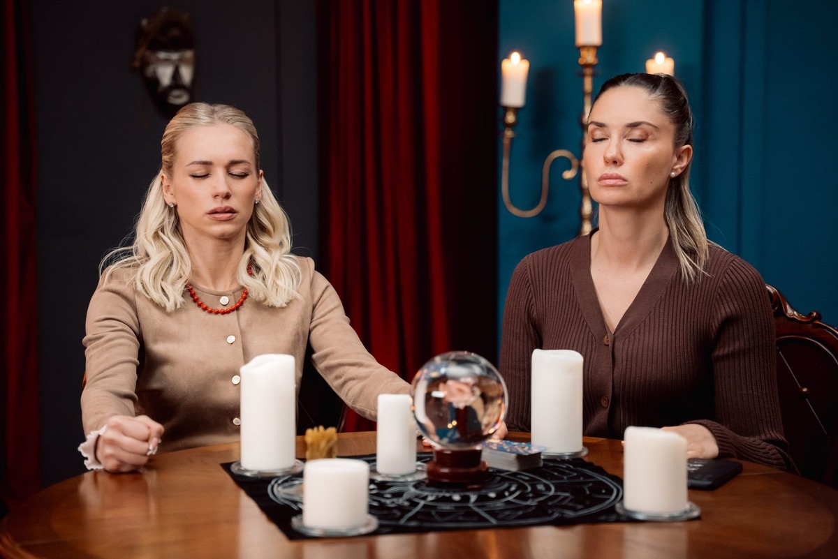 Кадр сериала «Химкинские ведьмы»