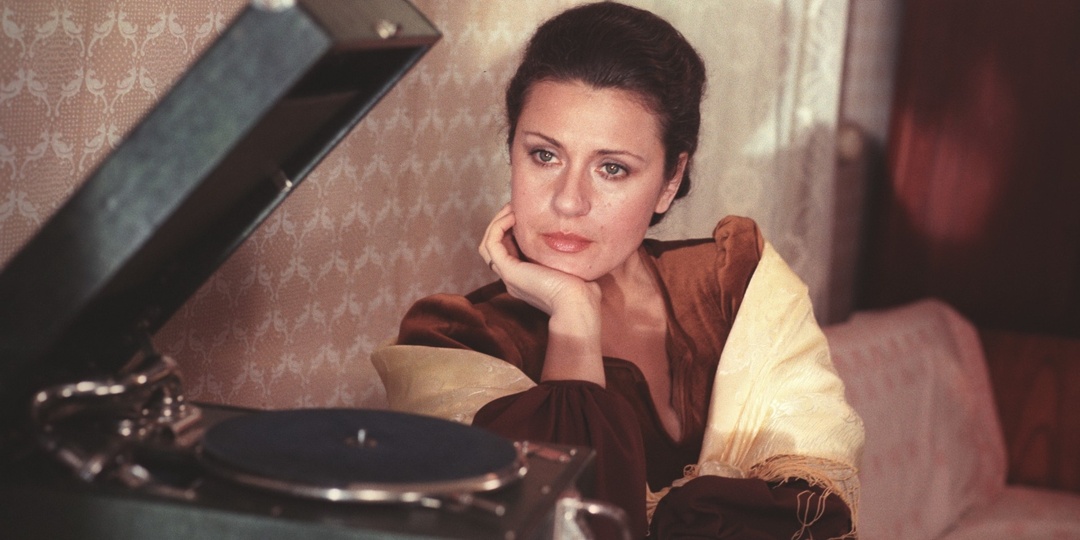 «Это вам не Бузова». Неизвестная песня Валентины Толкуновой, которая пробрала до мурашек