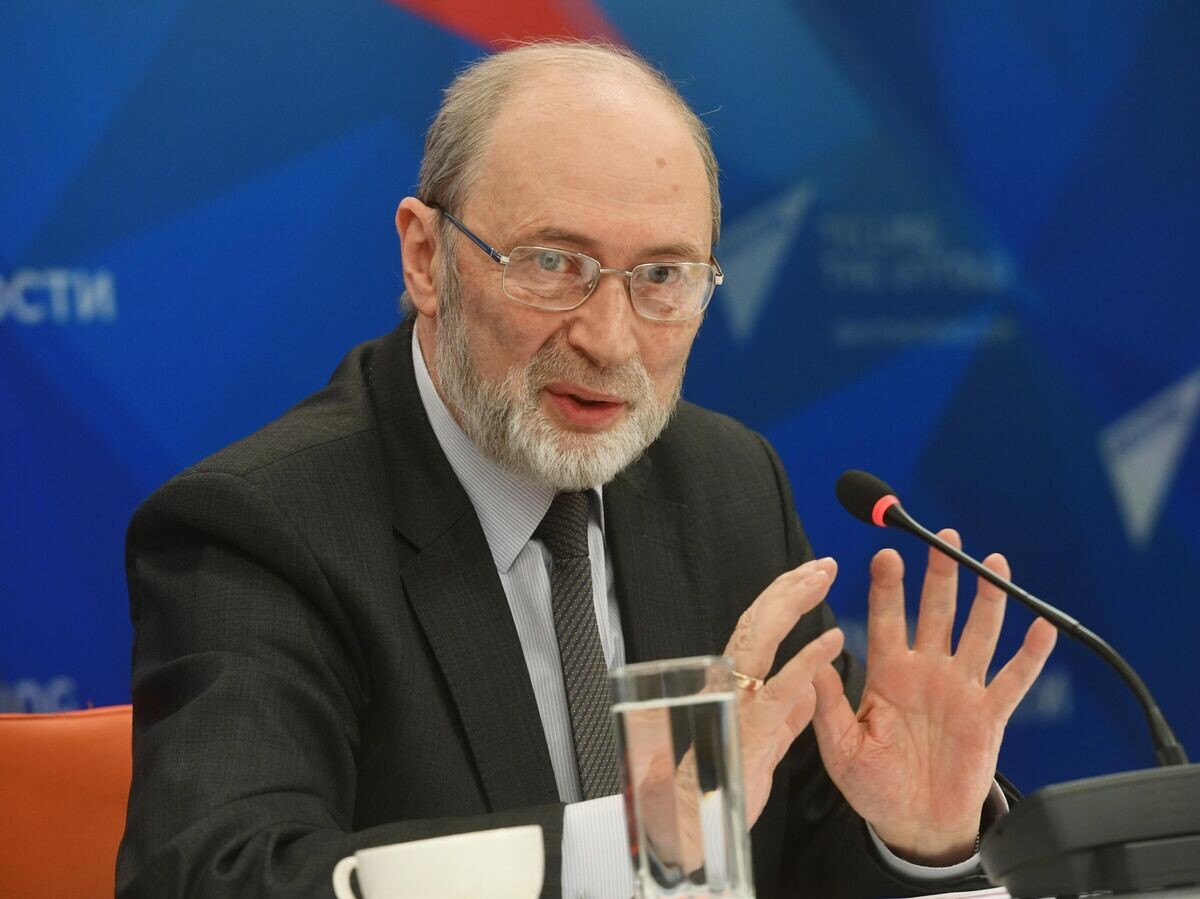     Роман Вильфанд© РИА Новости / Владимир Трефилов