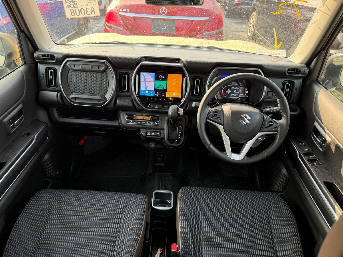 Фото салона, листайте.