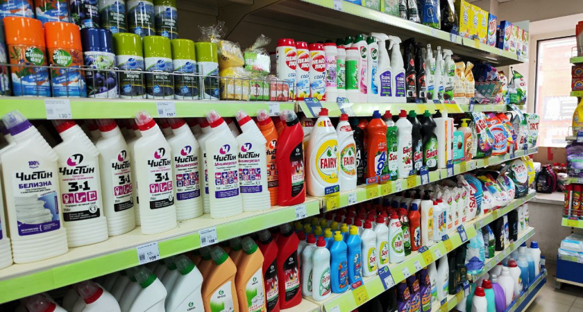    Убирают самые стойкие пятна за одну стирку: пятновыводители из Фикс Прайс – с отличным качеством за 87 рублей