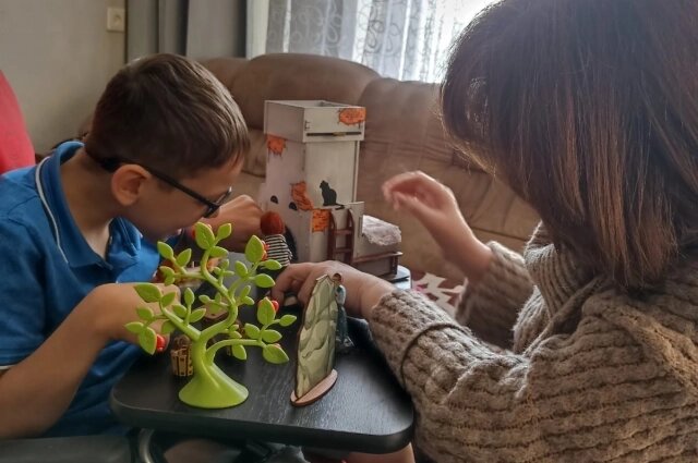    С особыми детьми, как с обычными, Татьяна занимается в том числе творчеством. Фото: Из личного архивa/  Татьяна Витовская