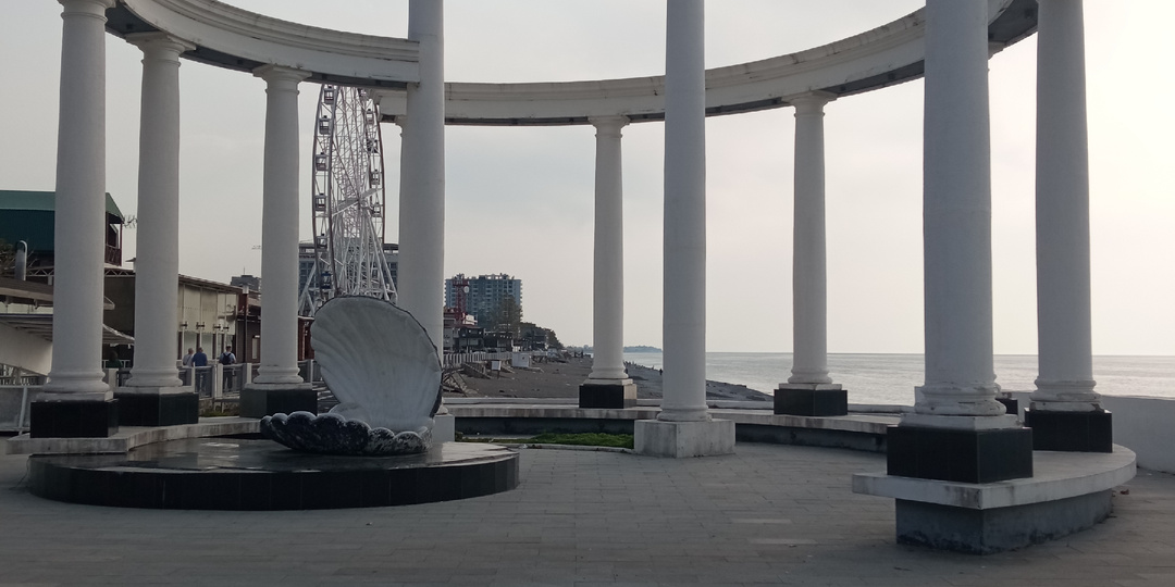 Прогулка по набережной