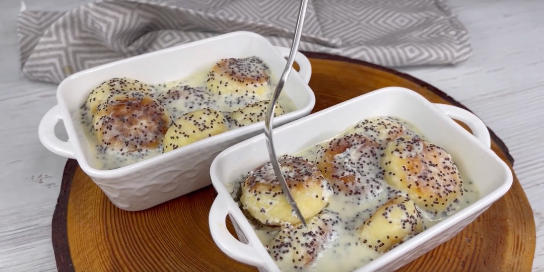 Сырники "Заливные" , настолько нежные, что "тают во рту". Сырники в сметанной заливке.