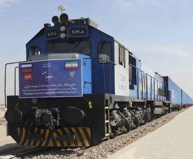   Первый международный грузовой поезд из России в сухой порт Ирана