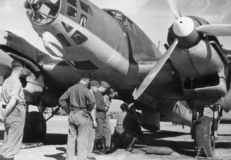 Бомбардировщик «He-111E»  Легиона «Кондор»