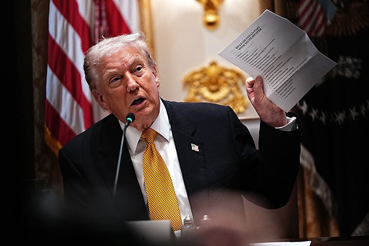    «Сам Дональд Трамп по своей сути — либерал, но при этом человек совершенно не идеологический. Его не интересуют никакие идеологические моменты — ни традиционализм, ни либерализм».   
Фото: © Aaron Schwartz — Pool via CNP / Consolidated News Photos / www.globallookpress.com