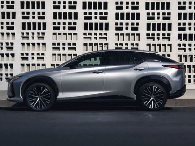   Lexus представила новый электрокроссовер RZ 2026