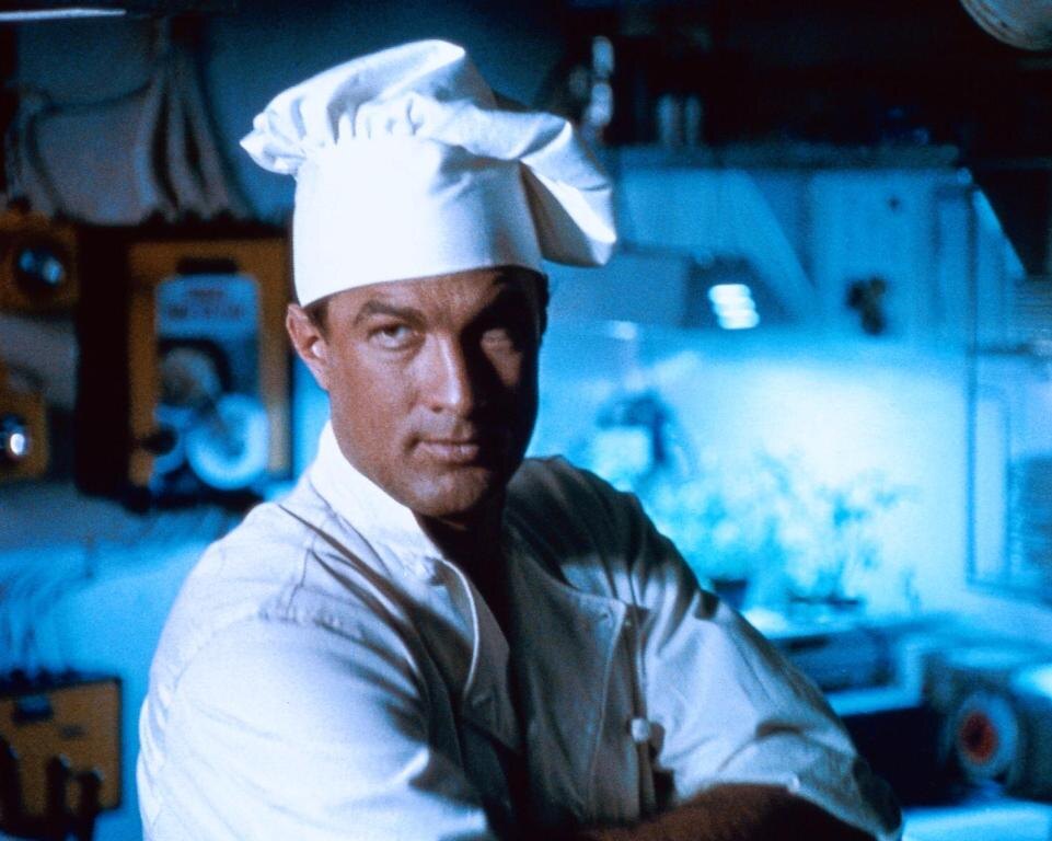 Обстоятельсва сложились в пользу Стивена, роль Кейси Райбека, ставшая венцом его кинокарьеры могла достаться другому актёру.