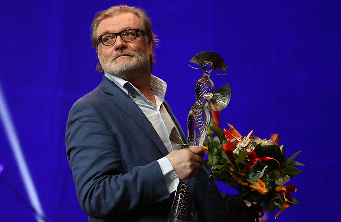    Актер Владимир Симонов на церемонии награждения лауреатов театральной премии «Хрустальная Турандот».Артем Геодакян/ТАСС