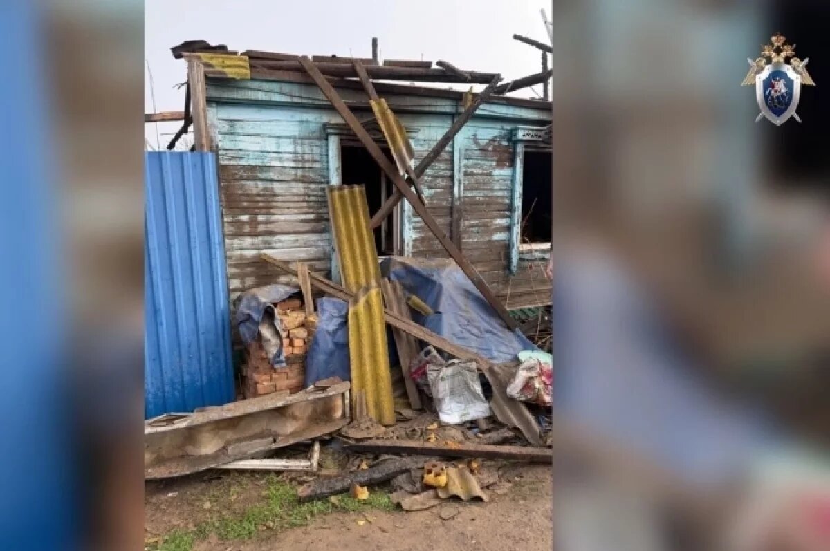    В Астрахани при пожаре погибли женщина и ребёнок