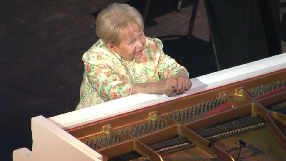 96-й день рождения празднует волгоградка Александра Пахмутова