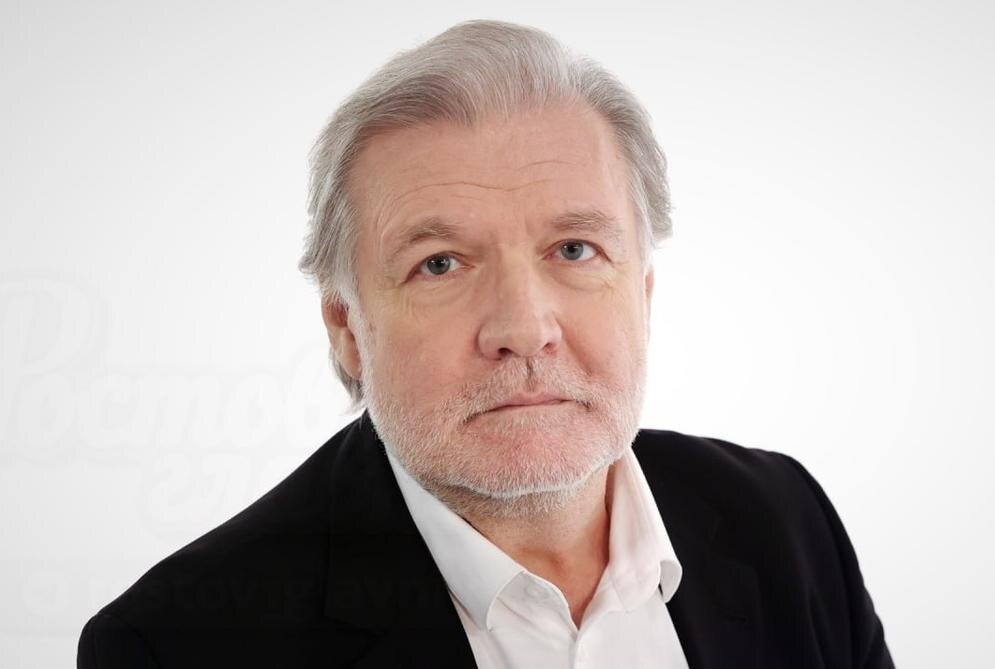    Умер ведущий актер театра имени Вахтангова Владимир Симонов
