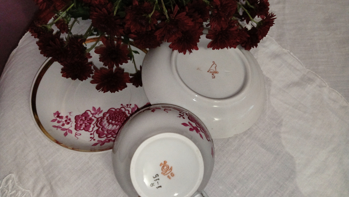 Винтажный фарфор с барахолки. Фото автора 