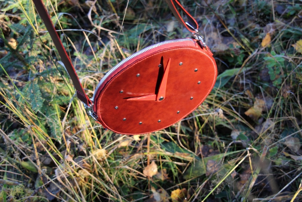 Круглая женская сумка NatLeather из натуральной кожи растительного дубления ручной работы