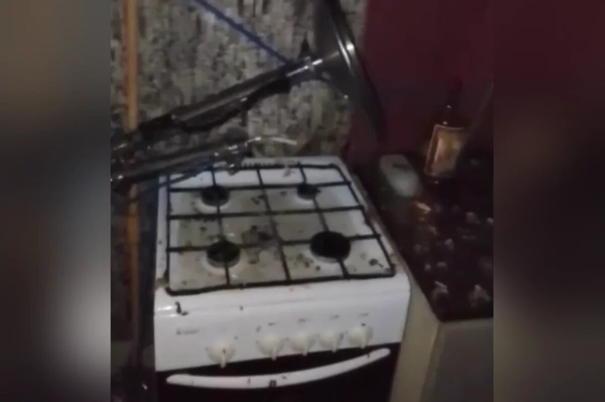    Видео квартиры, в которой взорвался самогонный аппарат, появилось в Сети