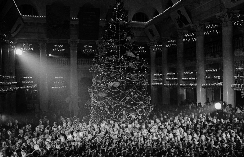 Елка в колонном зале Дома Союзов
январь 1937
Шагин Иван Михайлович