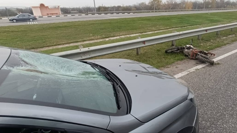    Ребёнок попал в больницу после столкновения с авто Фото: Госавтоинспекция по Ставрополью