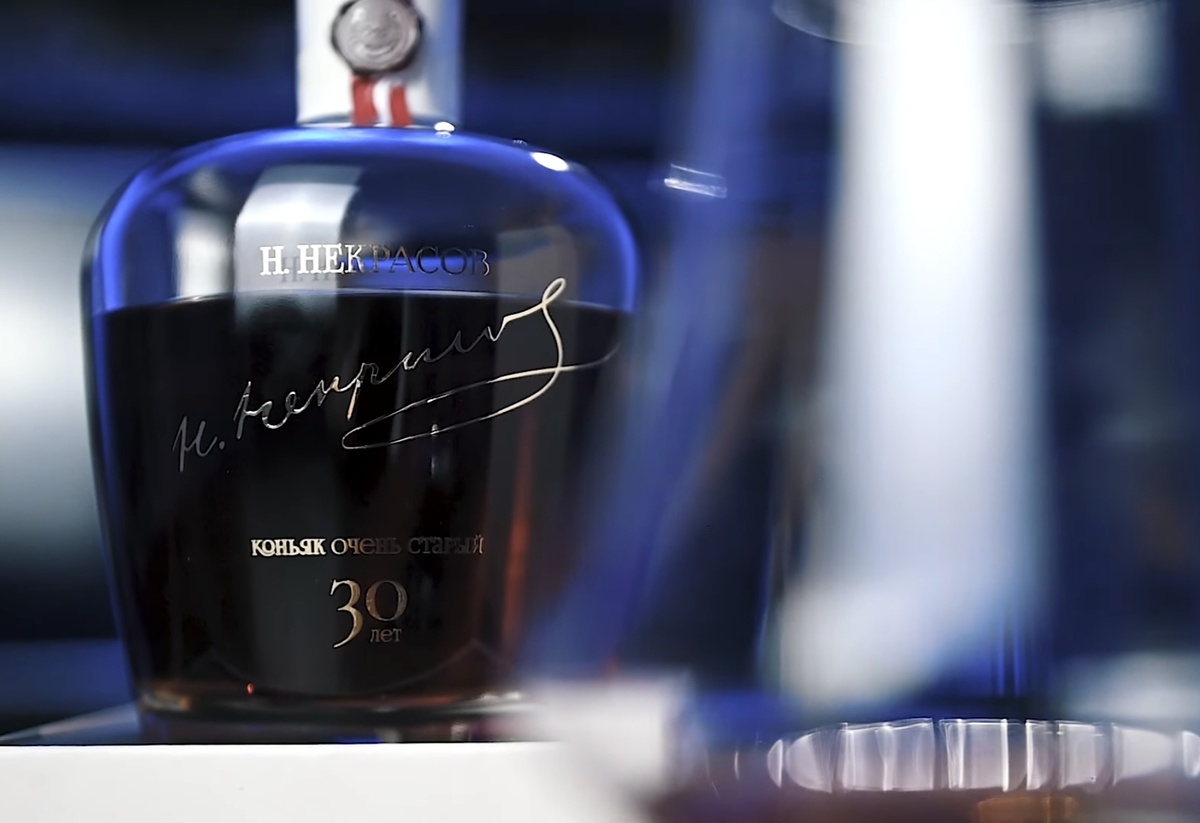 Стоимость от 10000 до 20000 за 0.7л