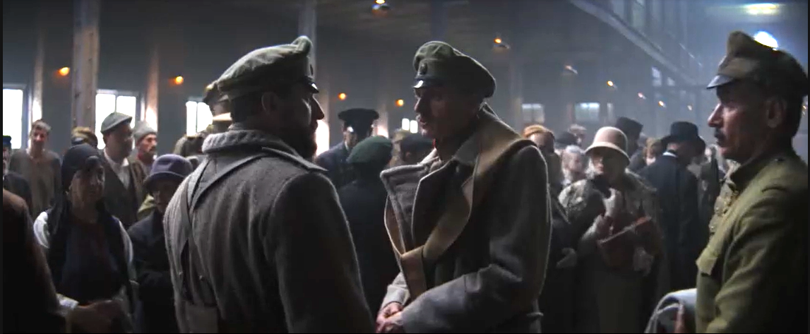 Долотов в фильтрационном центре: (Александр Варущенко):"Вы  бы сняли погоны, господин полковник, слушайтесь моего совета, а то попадете в военно-полевой лагерь Галлиполи". На самом деле, контроль состоял в том, что никого без разрешения не отпускали с кораблей. За этим следила международная полиция, она же отлавливала сбежавших. Здесь же показано, что всех беженцев с кораблей по прибытию отпускают для прохождения какого-то придуманногоо в сценарии фильтрационного центра.