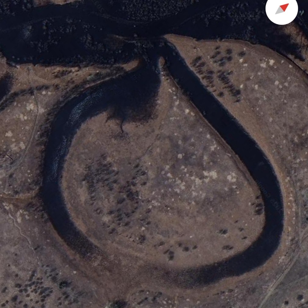 Это у нас называется Курья. Ландшафт меняется во время наводнения и отхода воды. 