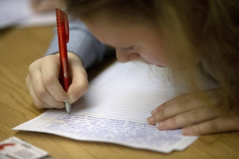    В Оренбуржье началась акция «Письмо маме» Оренбуржье