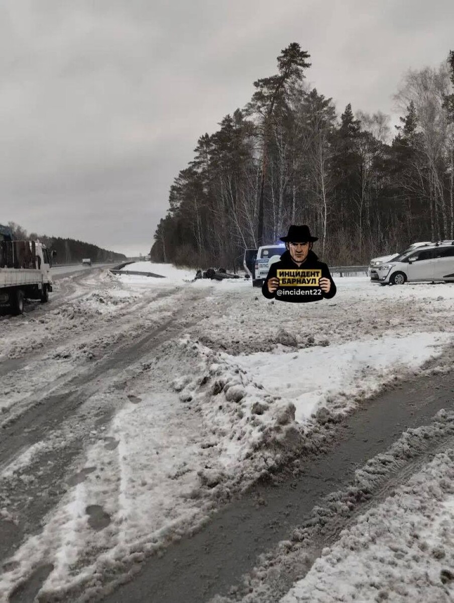    ДТП на Чуйском тракте. Источник: t.me/incident22